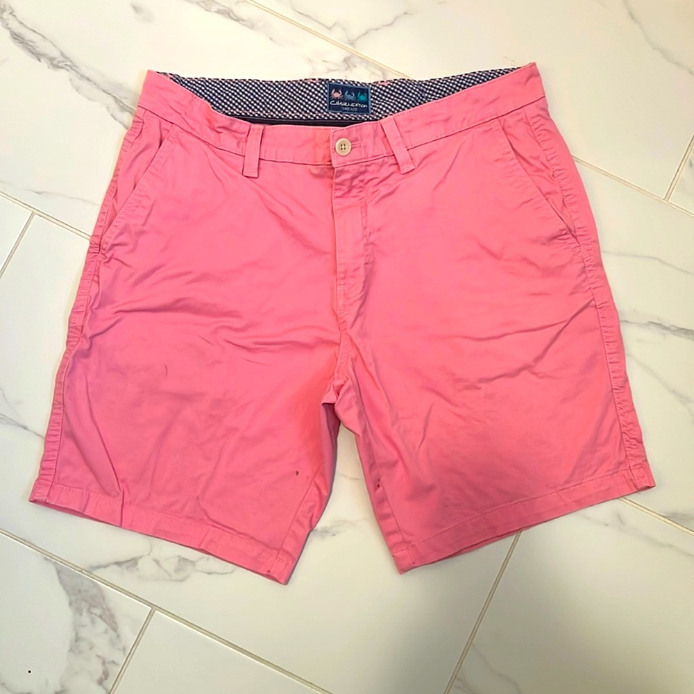 Men’s pink Charleston‎ Threads Shorts Size 34